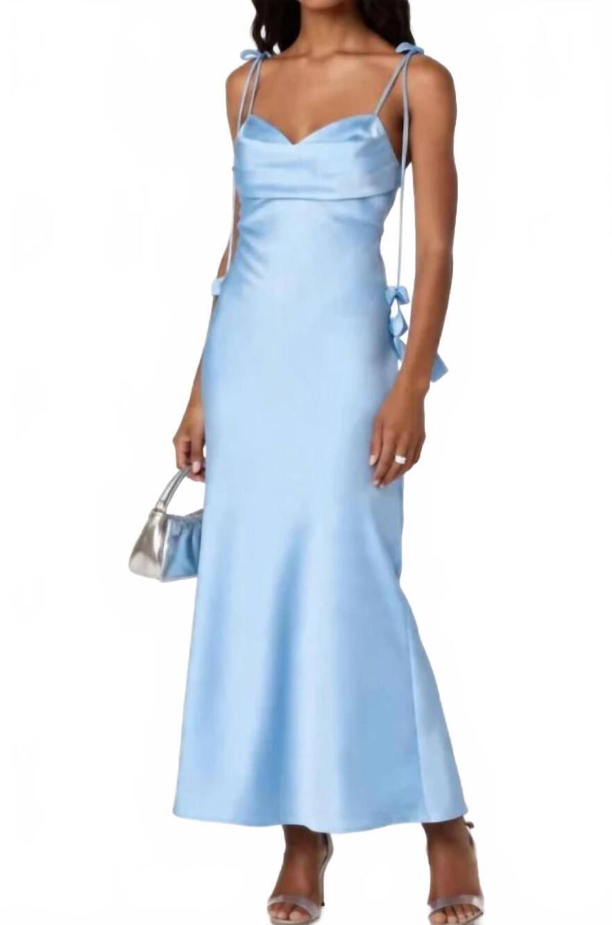 NEW ASTR hera maxi dress in blue